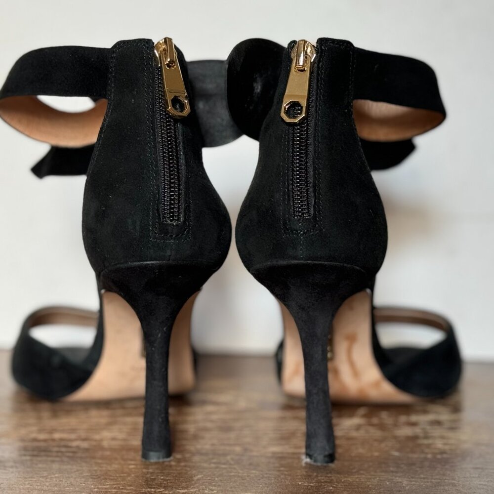 Louise et Cie Kenbeck Black Suede Ankle Bow Heels - Picture 3 of 7